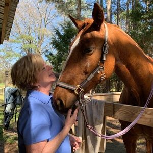 Meet your Posher, Hannah